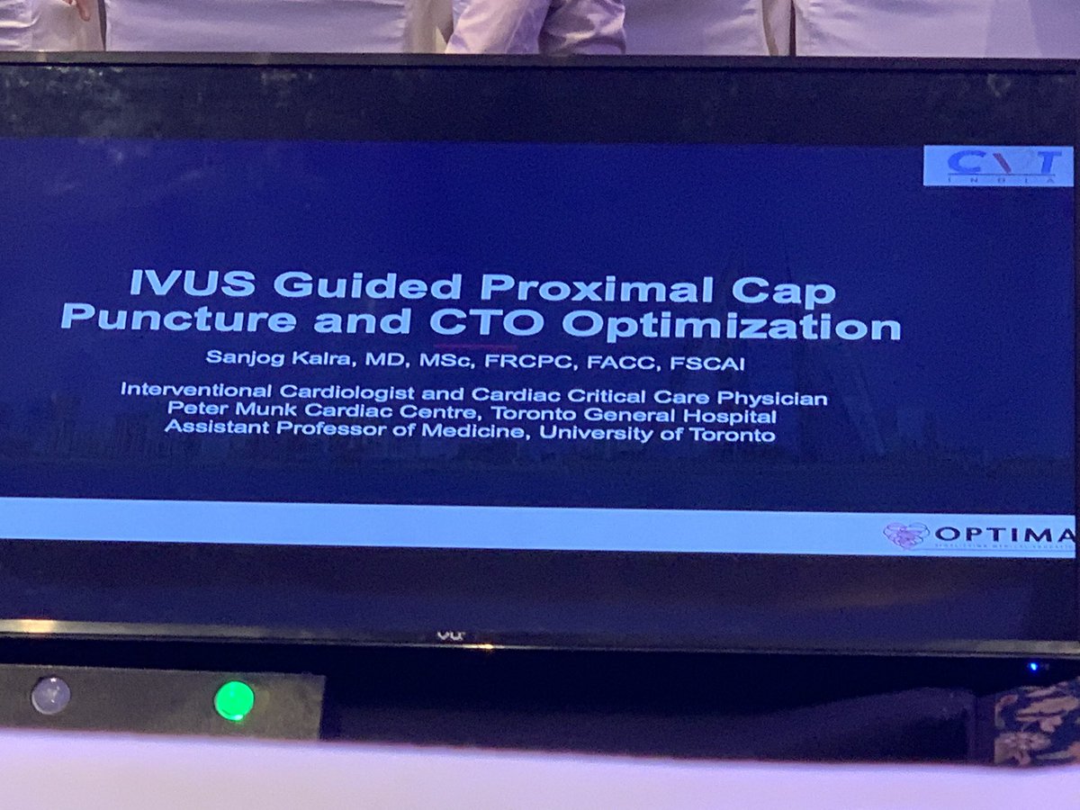 mmamas1973's tweet photo. @SanjogKalra with an informative talk around ivus use in ctos for prox cap puncture, step by step approach followed by how to size particularly in sub intimal space. @IndiaCvt https://t.co/yBwTcw2qif