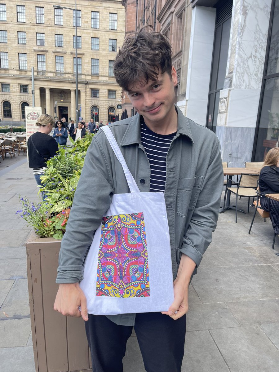 Glenislaproject tweet media