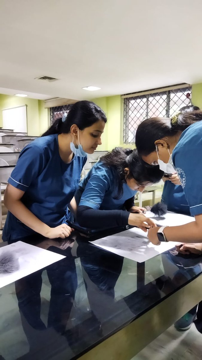 SdcForensic's tweet image. Students of Saveetha Dental College learning about Forensic and Forensic Fingerprinting Methods.
#sdcforensic #forensicodontology #forensicfingerprinting #forensicscience #learningforensic #techniquesoffingerprinting #saveethaforensic #departmentofforensicodontology #sdc #simats