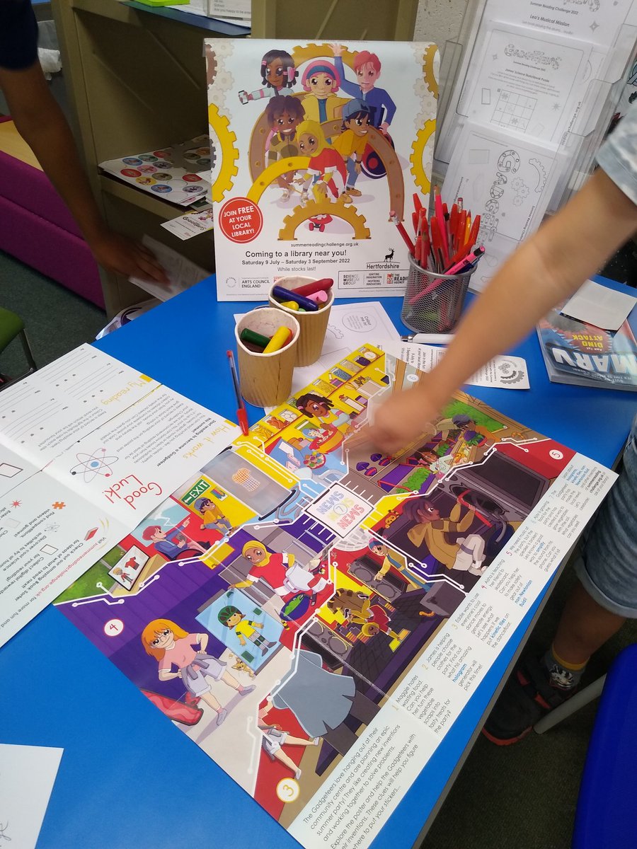 Thanks to all staff and volunteers at Croxley Library supporting the summer reading challenge - great fun for the kids! <a href="/HertsLibraries/">Herts Libraries</a> #reading #books