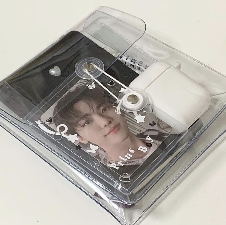 haecaessy's tweet photo. ☆ Rekomendasi kpop stuff lucu untuk kalian pada kolektor photocard! ☆

━━ A THREAD 

tags; papa lee, dapet, tasyi, tasya, AESPA LIVE IN JAPAN D1, busan, jakarta, yoona, pengabdi Setan 2, rest in peace, hanbin, chenle #ceritaserem #SiPalingJNT #NCTDREAM #HARUTO #JIHOON https://t.co/v3rGrKvLop
