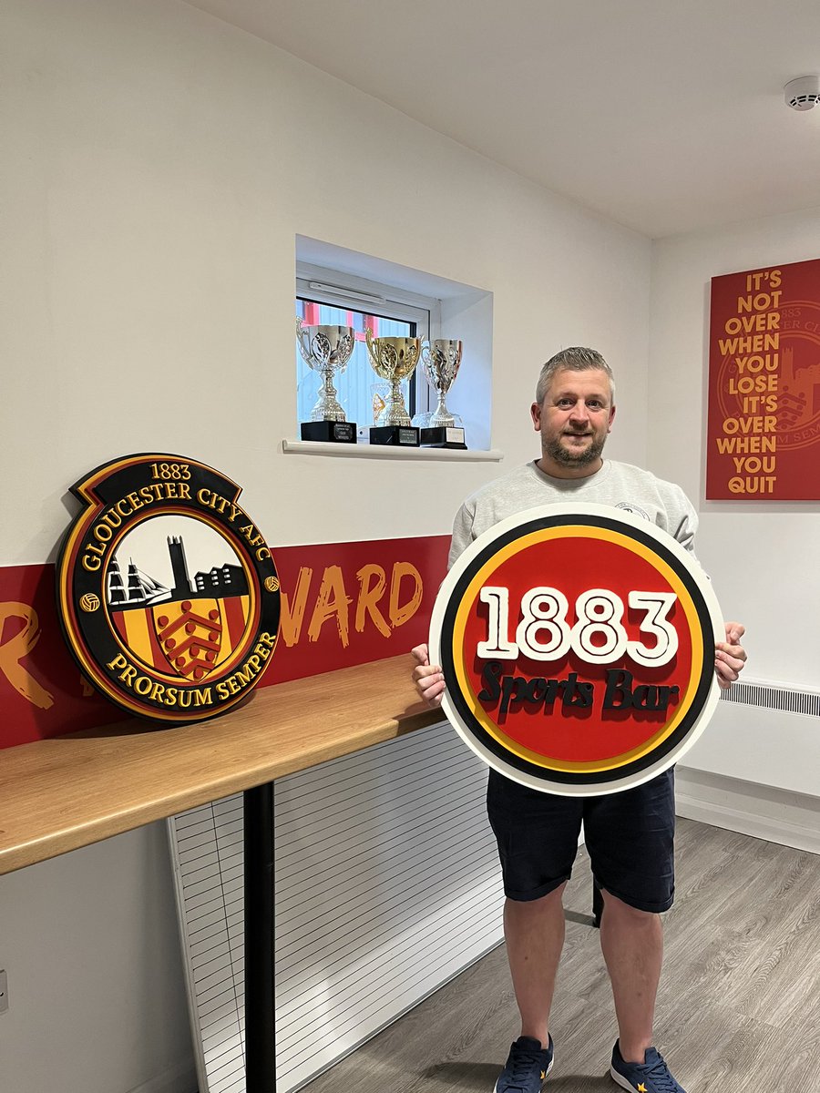 beatondesigns's tweet photo. 1883 Sports Bar ⚽️🐯
#gloucester #gloucestercityafc #tigers #meadowpark #gloucesterrugby #gloucesterdocks #gloucestercathedral #rugbylife #hometown #cider #kingsholm #bedroomdesign #rugby #home #scrollsawing #onecity #scrollsawartist #woodworking #1883 #football #sportsbar https://t.co/DRTgFr5GGB