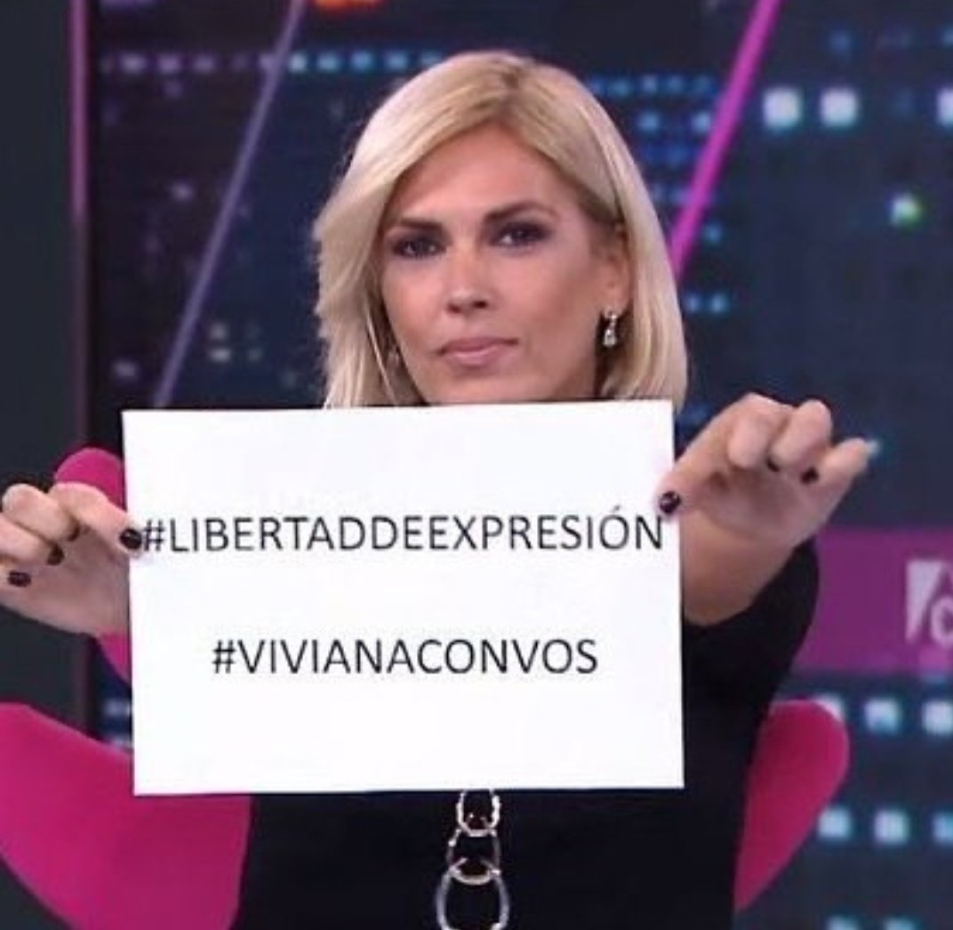 MarianCrewMemb1's tweet photo. @vivicanosaok te bancamos !!!! Desde mi movimiento #ovejanegra !!!
"Hay que juntar al rebaño antes de que oscurezca "
#BastaDeCensura 
#LibertadDeExpresion 
#VivianaConVos https://t.co/IE1lcJF3xR