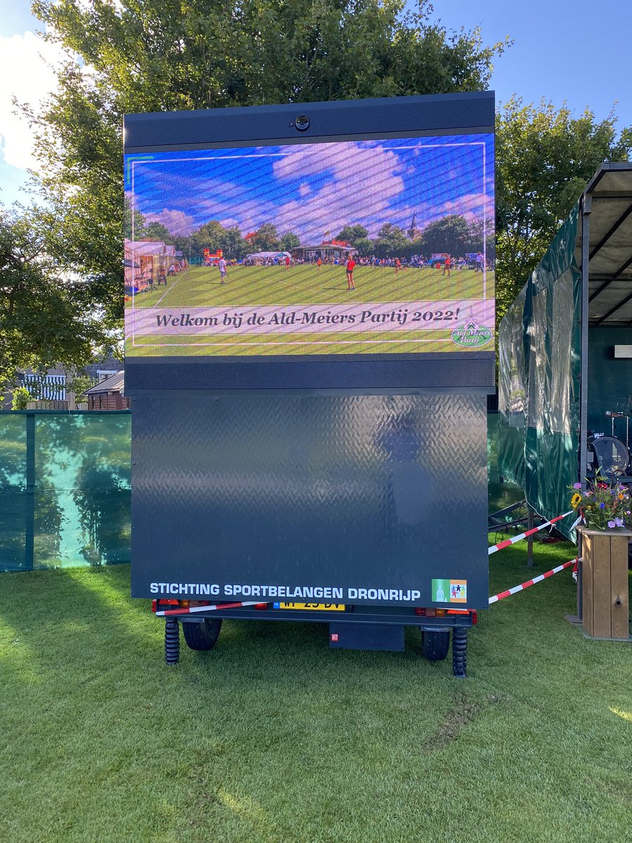 De 22e editie van de Ald-Meiers Partij in Hitzum wordt vandaag verkaatst. Prachtige ambiance, start 10:00 uur, de ‘Freule’ voor de meisjes. <a href="/knkb/">Koninklijke Nederlandse Kaatsbond</a> <a href="/kaatsnieuws/">kaatsnieuws</a> <a href="/OmropSport/">Omrop Fryslân Sport</a> <a href="/vanwadtotstad/">Van Wad tot Stad</a> <a href="/franekercourant/">Franeker Courant</a>