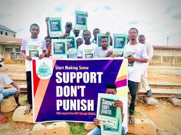 SsdpAbuZaria's tweet image. SSDP ABU Zaria held a sensitization walk within Samaru community on 31st July as part of the Support Don&apos;t Push Campaign. 

Pictures from the event below

#Support_Dont_Punish 
#StartMakingSense
#SSDP