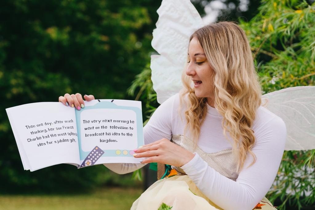 StockwoodDC's tweet image. Join us today to enjoy family-friendly storytelling, adventures with puppets, games in the garden, magical trees and busy bees.

📆 Sat 06 August, Sat 20 August &amp;amp; Sat 03 September
🕚 11am - 3pm
👉 ow.ly/RrzH50Kakw5

📸By T. Young / G. Zabulyte

#family #thingstodoinluton