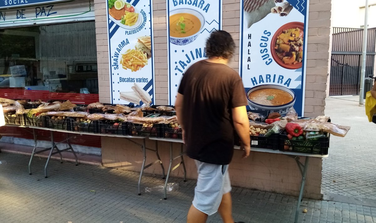 No volen reconeixer que el sistema falla, que no arriba a tothom. Que les mancances son una realitat, i que han de facilitar a les associacions que, de forma altruista i solidaria, cobreixen aquestes necessitats del dia a dia de moltes persones.