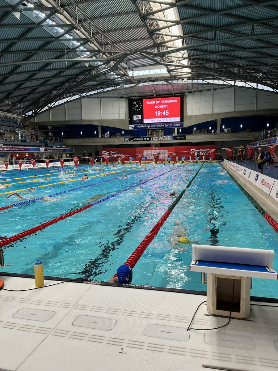 CoWakefieldSC's tweet photo. Hannah looks to finish her 🏴󠁧󠁢󠁥󠁮󠁧󠁿 Nationals on a high, swimming at approx 9:10 in the 100 Fly (Q - 4th).

Let’s get that final!

https://t.co/O2HecDn2lM 

#speedosummermeet #wakefield https://t.co/RHvtkqDyOT