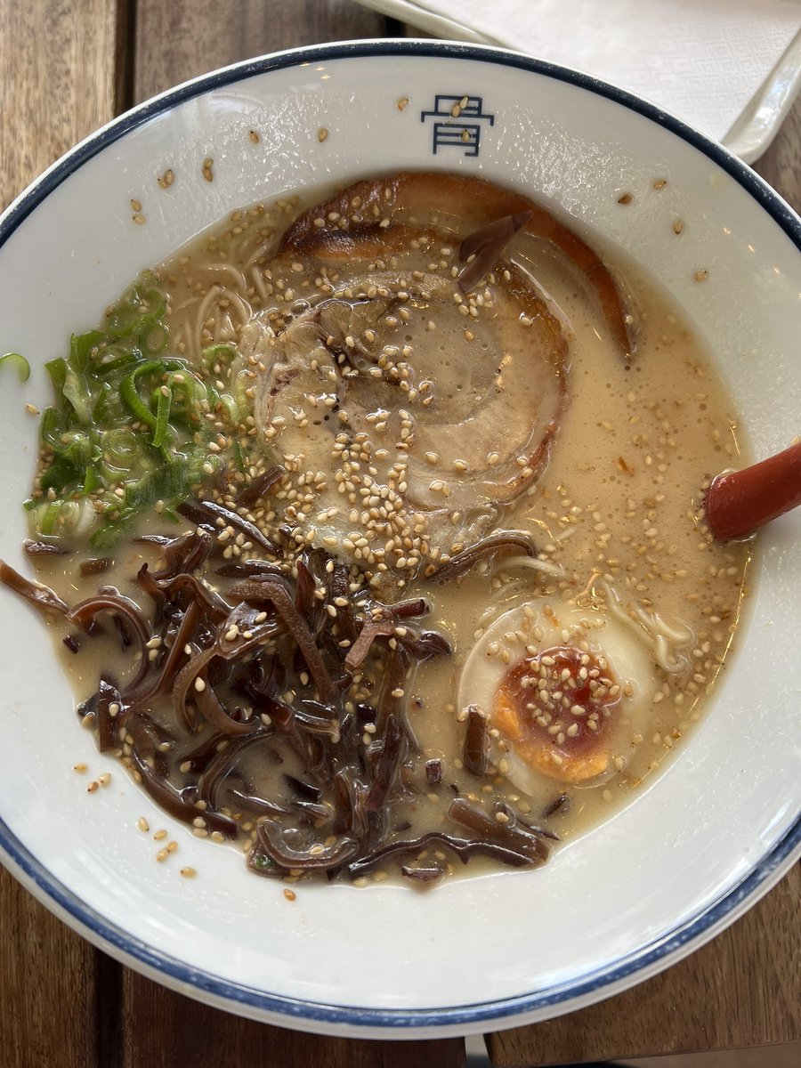 cutemiladyash's tweet photo. Today i eat ラーメン https://t.co/l5IyxWuYtq