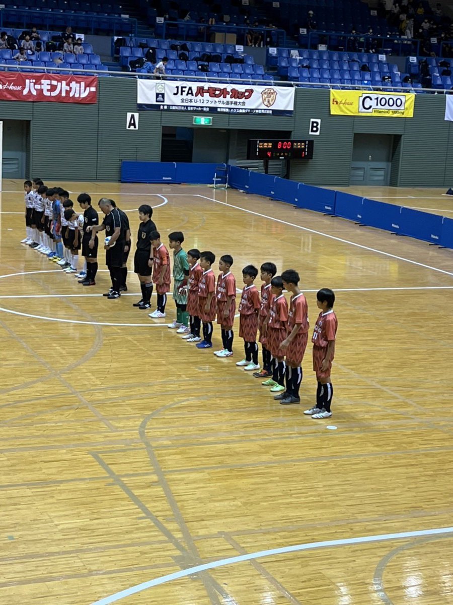 SFIDAs's tweet photo. sfidaユニフォームを纏うAVENDA FC U-12が北海道代表として #バーモントカップ に出場しました!
#sfida #フットサル #avendafc https://t.co/6sYFNF2kbO