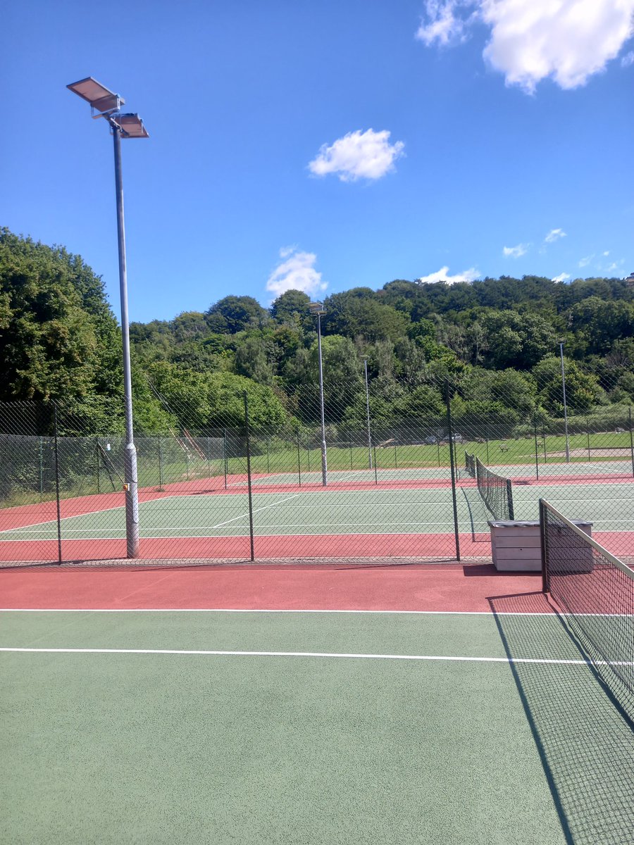 creigiautennis's tweet photo. Many thanks to @FloodlightingE, @sportwales for awarding the grant and @CreigiauRec for their continued support.
We are now a fully floodlit, 3 court tennis club. 😀🎾 https://t.co/jLog0gbsmA