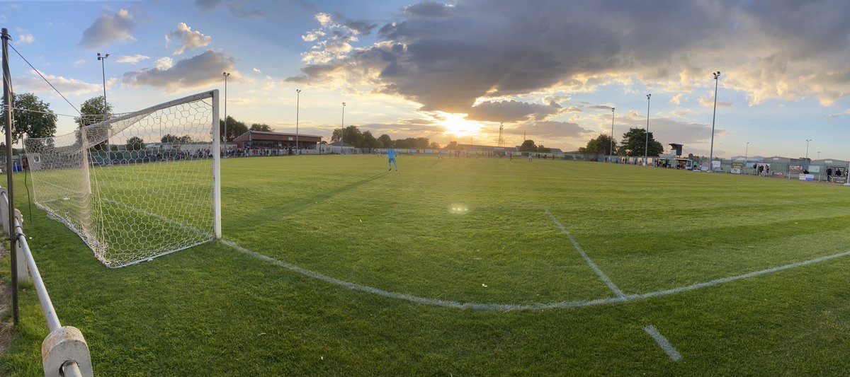 NonLeaguePaper's tweet photo. ๐๐๐ญ๐ฎ๐ซ๐๐๐ฒ ๐ฆ๐๐ญ๐๐ก๐๐๐ฒ ๐งต
Tomorrowโs NLP is packed with live action from the National League, FA Cup extra prelim round & opening day of Southern League Step 3
RT and let us know where youโre off to this afternoon for the chance to win a FREE digital subscription๐ https://t.co/y8EUyGjBto