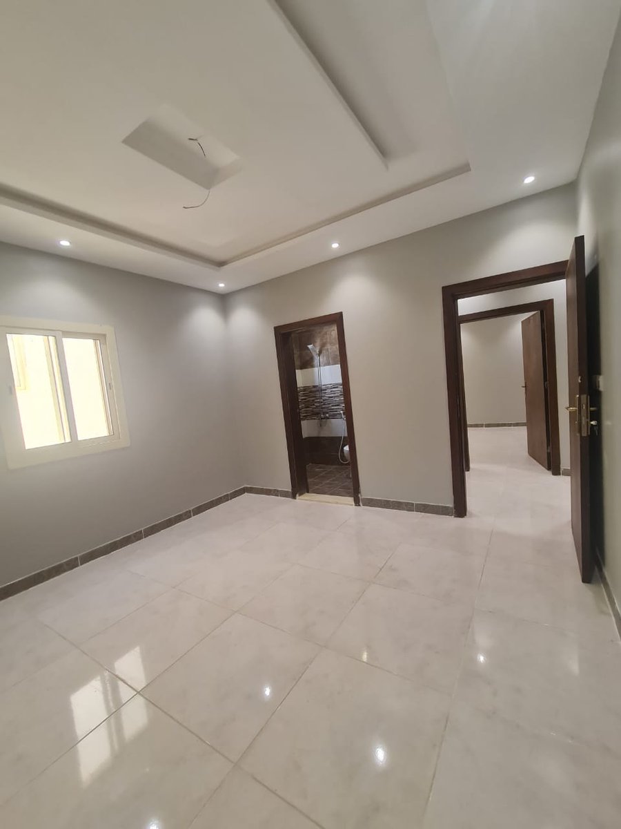 M20925495's tweet photo. #شقه_للبيع 5غرف واسعه+3دوره مياه+صاله واسعه+مطبخ+مدخلين اماميه 
بسعر500الف #افراغ_فوري
مساحتها 150
خزانات مستقله 
موقف خاص 
ضمانات شامله 
اتحاد ملاك 
تشطيب فاخر 
ظهيره شارع تجاري
#جدة حي التيسير
للتواصل 
0559934677
 #جده_الان https://t.co/65KsJfKsCM