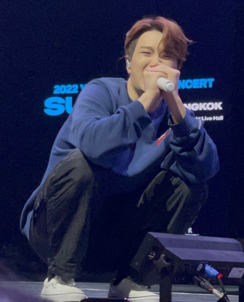 Gypsophiilas's tweet photo. ยองแจน่ารักมาก น้องบอกว่ามีความสุขมากเลยที่เห็นทุกคนมากันเยอะขนาดนี้ 🥹🫶🏻
#2022YOUNGJAE_MINICON_BKK https://t.co/J7vwYcBEoX