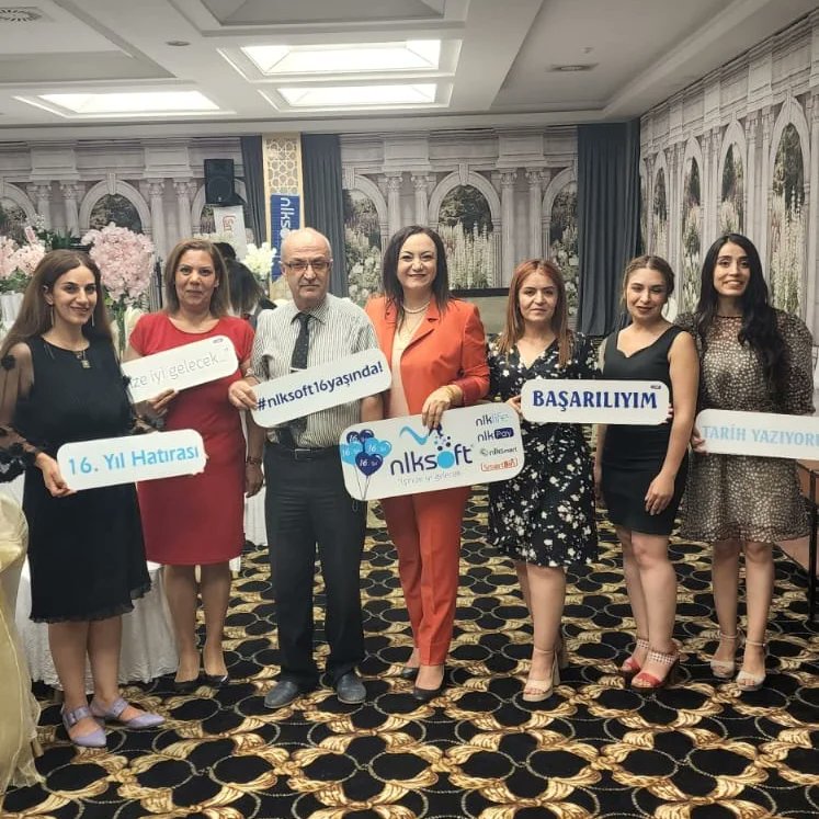 OkkesPeltek's tweet photo. Nlksoft ailesi olarak bu plaket beni çok mutlu etti. Daha birlikte yapılacak bir sürü iş, gidilecek bir sürü yer ve kazanılacak bir sürü başarı var. Nlksoft İşinize İyi Gelecek!
#nlksoft #atilimdanismanlik #eticaret #nlksoftedonusum #nlksoftware #nlksoft16yaşında #nlksofteticaret https://t.co/1s8IIAHtNk