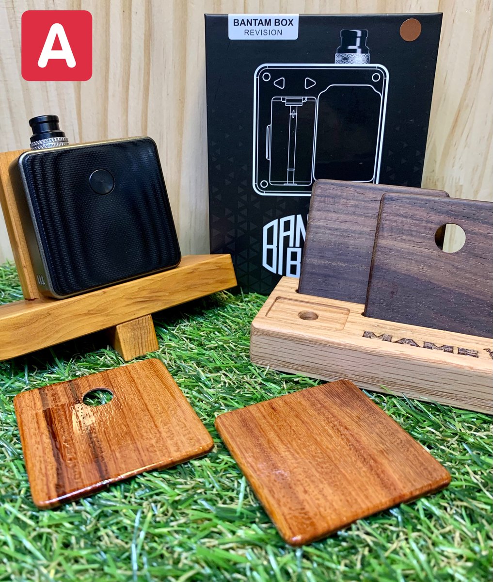 mamedenkyu100w's tweet photo. フォロワー1000人ありがとう記念
プレゼントします！

A賞　1名様
　BantamBox Rev本体
　自作ウッドパネル2セット
　(紫檀、パオロッサ)
　パネルスタンド、本体スタンド

B賞　5名様
　zonovaperさんご提供リキッド１本

参加方法はフォロー&amp;RT、
詳細は画像参照下さい！

※転売お断り

続く https://t.co/UnNLWNMLmq