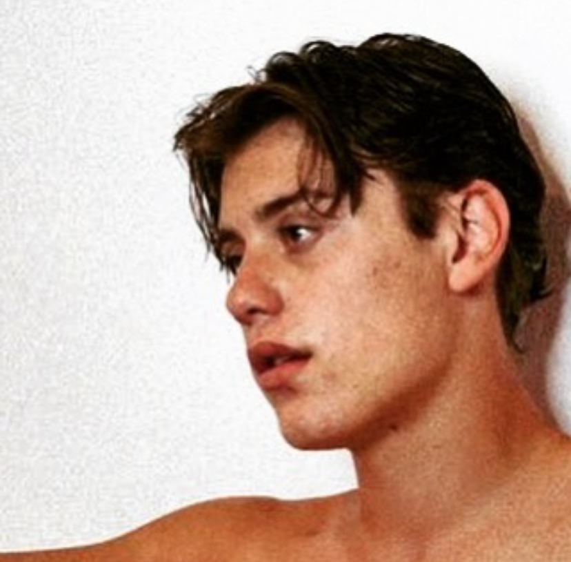 FojamMelbourne's tweet photo. Singer @laivy.miller is the 16 year old son of Jewish reggae singer @matisyahu  !!  His first single called ‘Beauty and the Beast” is out today on Spotify and Apple Music. https://t.co/rNBGru5O6P