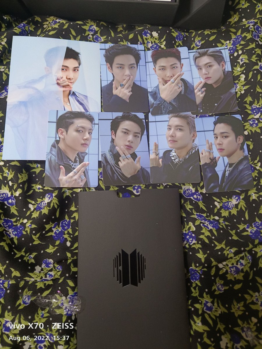 NekohimeRina's tweet image. PROOF SET COMPLETE INCLUSIONS
NO POB / NO POSTER (FRESH) 

UNSEALED W/QR AND RPC

STANDARD RPC: OT7
STANDARD POSTCARD: RM

COMPACT RPC: RM
COMPACT POSTCARD: RM

2.5k all in - semi nego if PAYO

#proofset #bts #namjoon #suga #jin #jhope #jimin #taehyung #jungkook