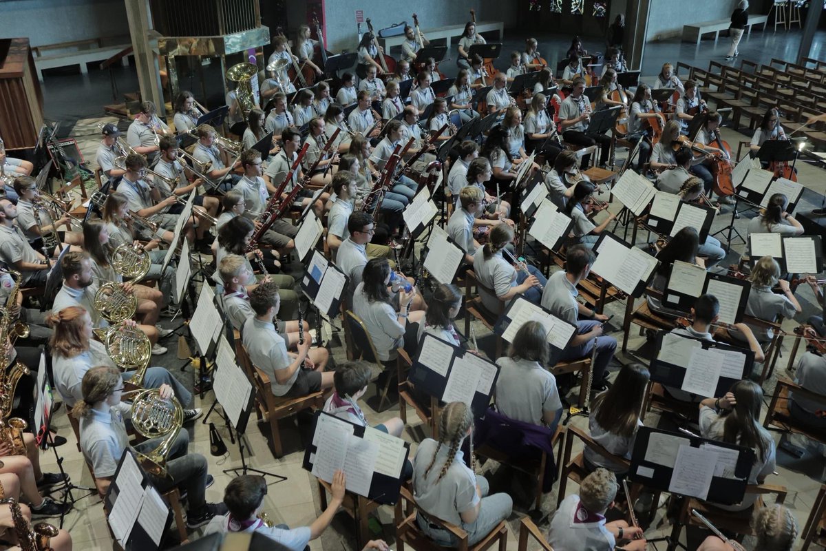 Huge congratulations to Jasmine who performed in a huge concert at Coventry cathedral last night with <a href="/nsgso_nsgcb/">NSGSO & NSGCB</a> Another concert tonight at the Royal Birmingham Conservatoire. Well done Jasmine, we’re all proud of you  🎼🎶👏😀<a href="/Girlguiding/">Girlguiding</a>