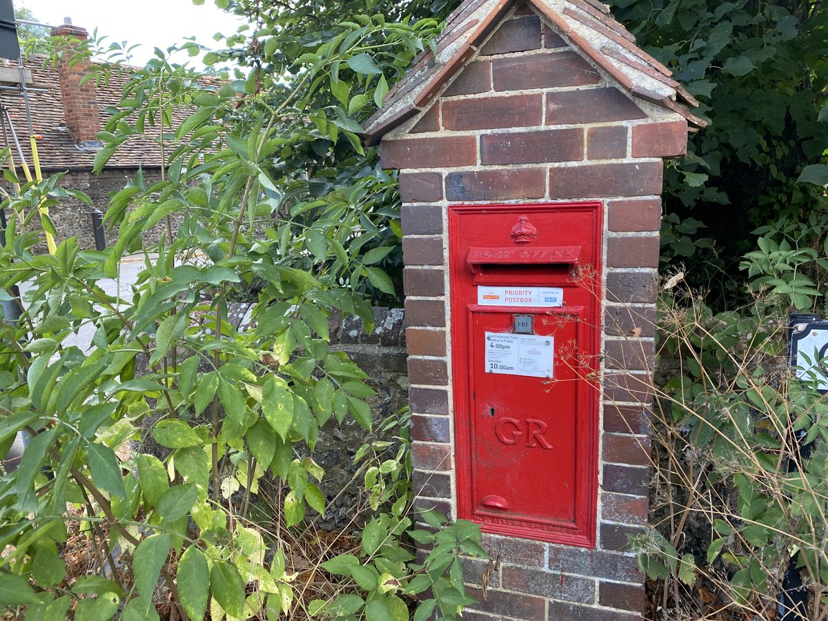 George V postbox in Fingest. #postboxsaturday