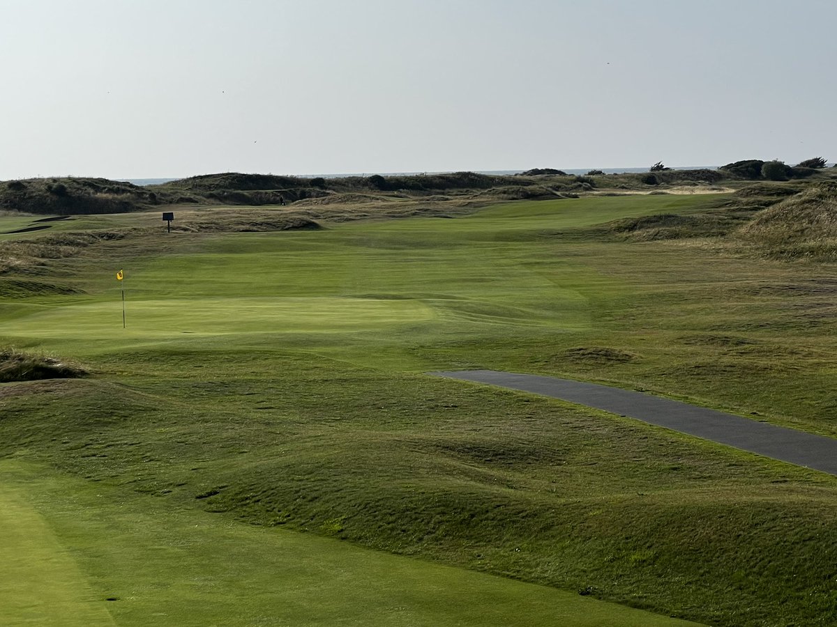 trickgolfshow's tweet photo. A pleasure to visit a #GoofingGem yesterday @WestLancsGC course in excellent condition @westlancsgreens great Pro Shop @WestLancsPro @GavinAbsonGolf @ThePGA @PGANorth @optasiawm @pradeep1404 #GolfAtItsBest ⛳️ https://t.co/SnR7jY7tTz