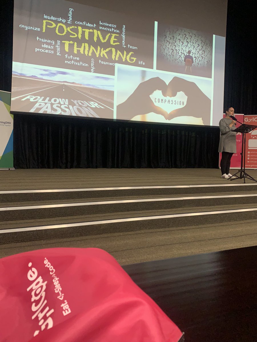 TiyieNkuna🌸 tweet media