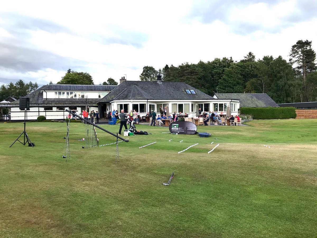 GolfTricks's tweet photo. What a treat to finally visit @edzellgolfclub last night and to celebrate a delayed attendance thanks to #covid.
Many thanks for such a lovely welcome
#golftricks #trickgolf #golfentertainment #socialevening https://t.co/VhhAH1jFKx
