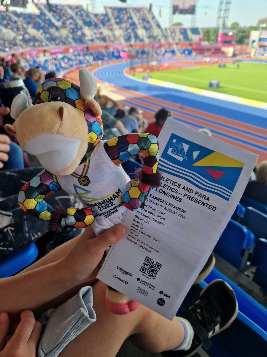 echodkinson's tweet image. Absolutely buzzing atmosphere this morning at  #Birmingham2022CommonwealthGames with @LizOHara12 @sharon4852 so lucky to be here and experience it #welldonebrum @yourseddon