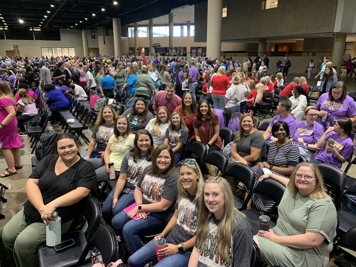 RoboticsKJES's tweet photo. “Right now your school’s culture perfectly aligns with the mindset and actions of the adults in your building.” I am so glad our school’s backbone looks like this. ❤️ #johnsonproud #movetheneedle #JEFCOED #JEFCOEDstrong https://t.co/pM3FYvWcpb