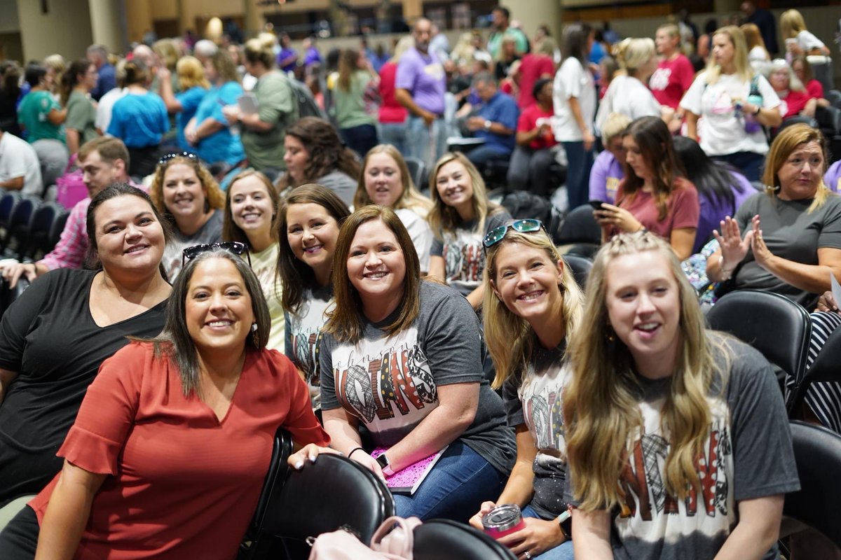 RoboticsKJES's tweet photo. “Right now your school’s culture perfectly aligns with the mindset and actions of the adults in your building.” I am so glad our school’s backbone looks like this. ❤️ #johnsonproud #movetheneedle #JEFCOED #JEFCOEDstrong https://t.co/pM3FYvWcpb