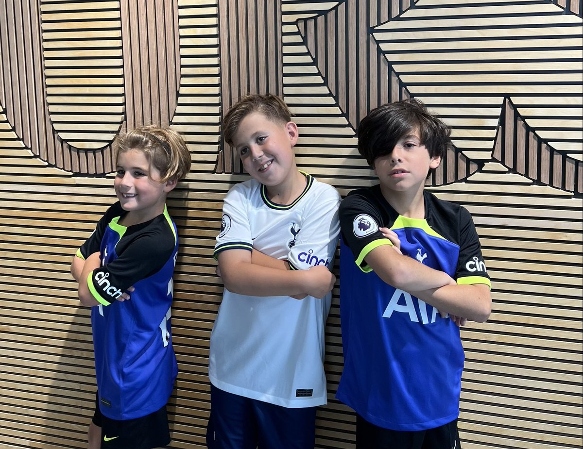 macjedi007's tweet photo. New season ready! Carter, Zaccie and Teddy COYS ⁦⁦@SpursOfficial⁩ https://t.co/HEG6QeYvbf