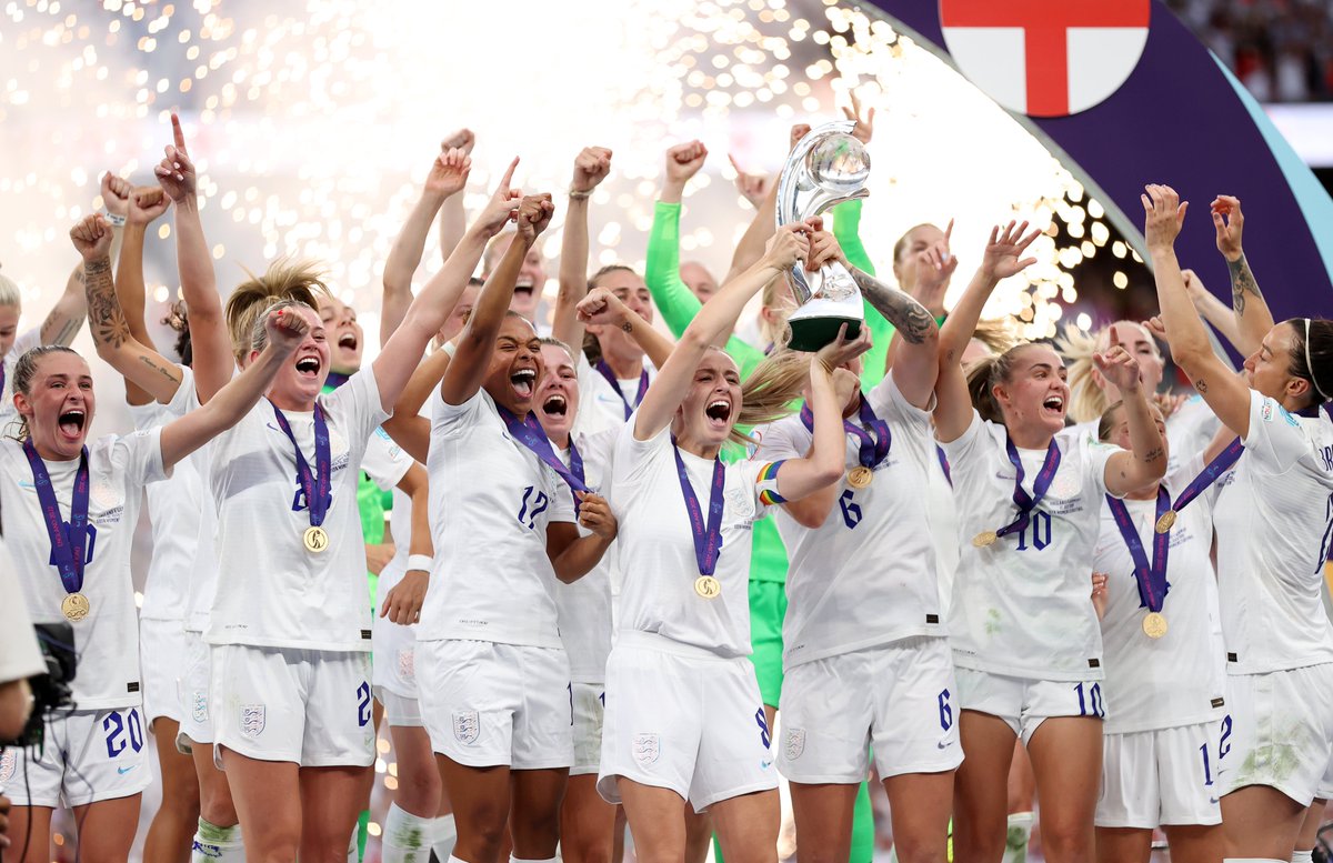 Lionesses's tweet photo. How it started:                   How it ended: https://t.co/ozyhGgQjLg