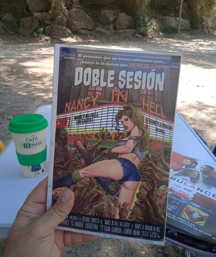 tintowers's tweet photo. Disfrutando de la naturaleza y de esta bestialidad #NancyInHell Doble Sesión de @ElTorres72 y #EnriqueLorenzana!!!! https://t.co/oiQf8K1XCs