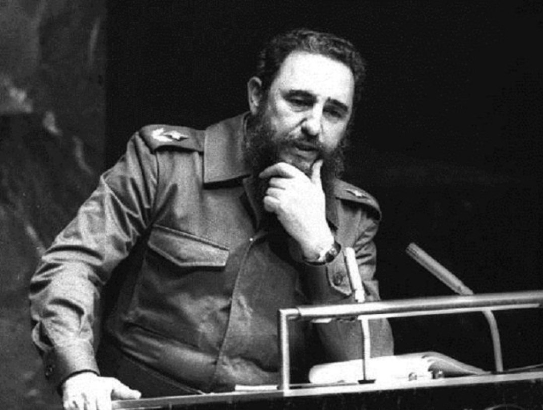 tania010164's tweet photo. #FidelPorSiempre "...un pueblo entero se pone d pie como se ha puesto el pueblo cubano, y está unido y está firme; cuando un pueblo entero como el pueblo cubano está dispuesto a soportar todos los sacrificios,...”
#FuerzaMatanzas 
#FuerzaCuba 
#PasionXCuba https://t.co/i0aIu3YfV6