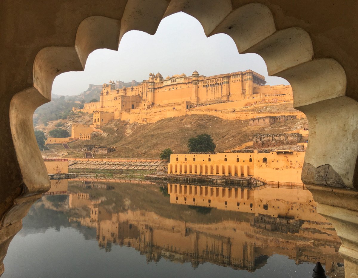 Breathedreamgo's tweet photo. Ode to Jaipur

I love Jaipur, it's one of my fave cities in India. Our @India4Beginners tour will be there for Diwali

Jaipur really knows how to celebrate Diwali, with elaborate light displays, and it’s something to see. 

https://t.co/dIcpKLiqpn 

#indiatour #IndiaforBeginners https://t.co/TtETRVTc3h