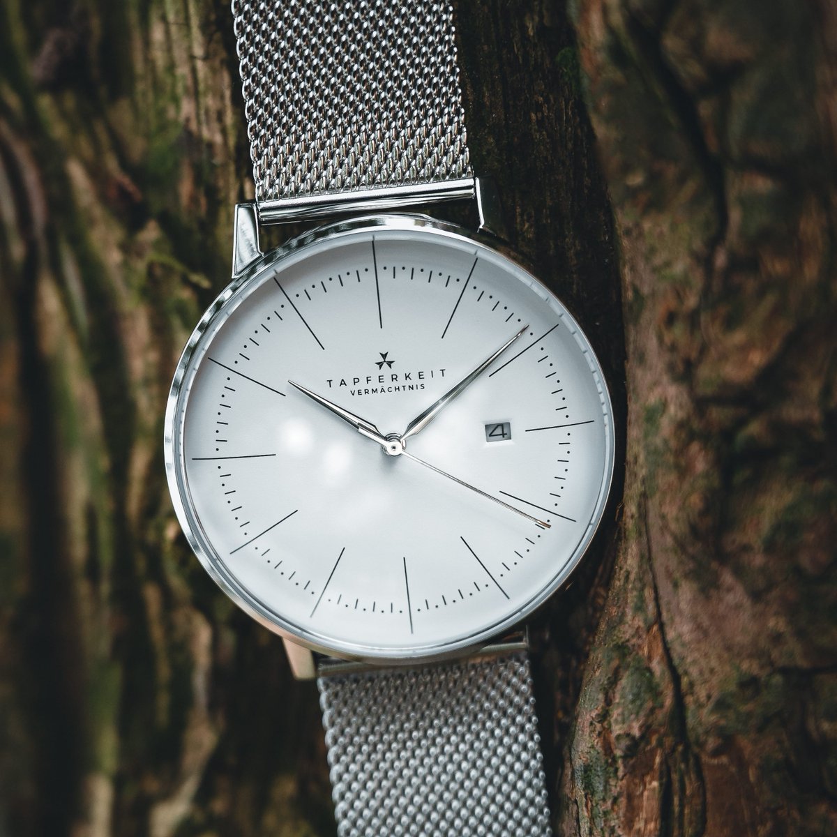 tpktwatches's tweet photo. A real striking combination of the white dial and mesh strap. https://t.co/kEtgIXAMqz