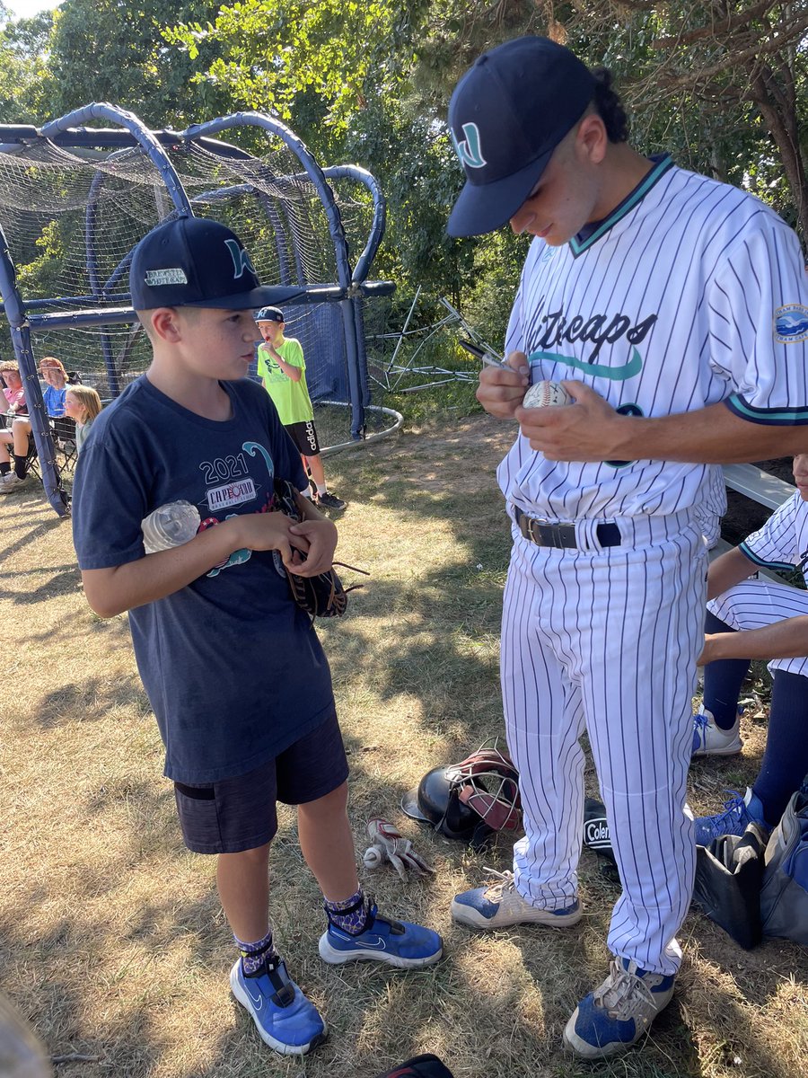 PBIbaseball's tweet photo. Joe Cinnella is finishing up the summer with the Brewster Whitecaps in the Cape Cod League and two current PBI students Jason and Molly Brady are vacationing from NY and cheering Joe on! #PBIbaseball #njbaseballtraining #capecodbaseball https://t.co/9GqJzsXcIO