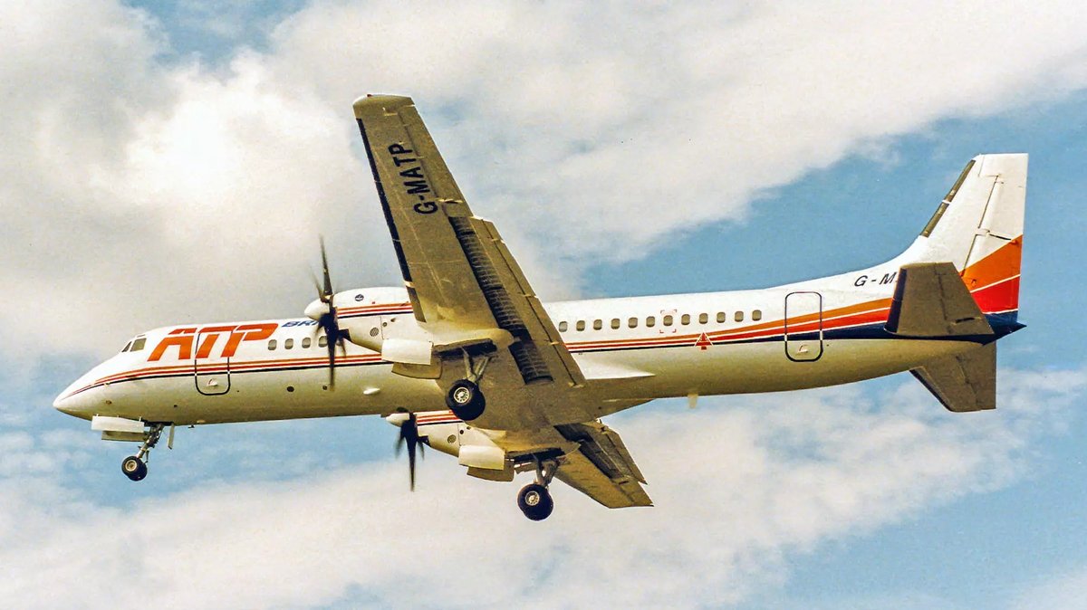 airwaysmagazine's tweet photo. Today in Aviation, the prototype British Aerospace (BAe) ATP operated its maiden flight from Woodford, UK in 1986. #AviationHistory #BAeATP #BAESystems #BritishAirways #BritishMidland #Jetstream61 #MaidenFlight #TodayinAviation

https://t.co/irYMyEPg9B https://t.co/kYbhaGzhEc