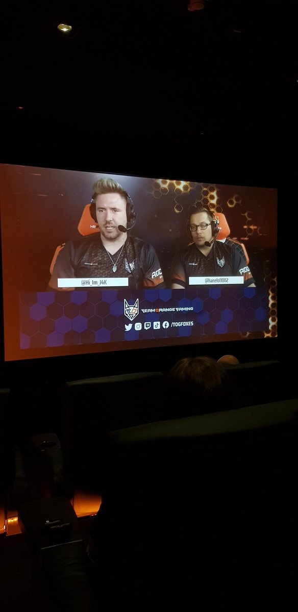 Und der Stream ist LIVE! 🦊

📺 Twitch.tv/TOGfoxes

#NoFuchsGiven