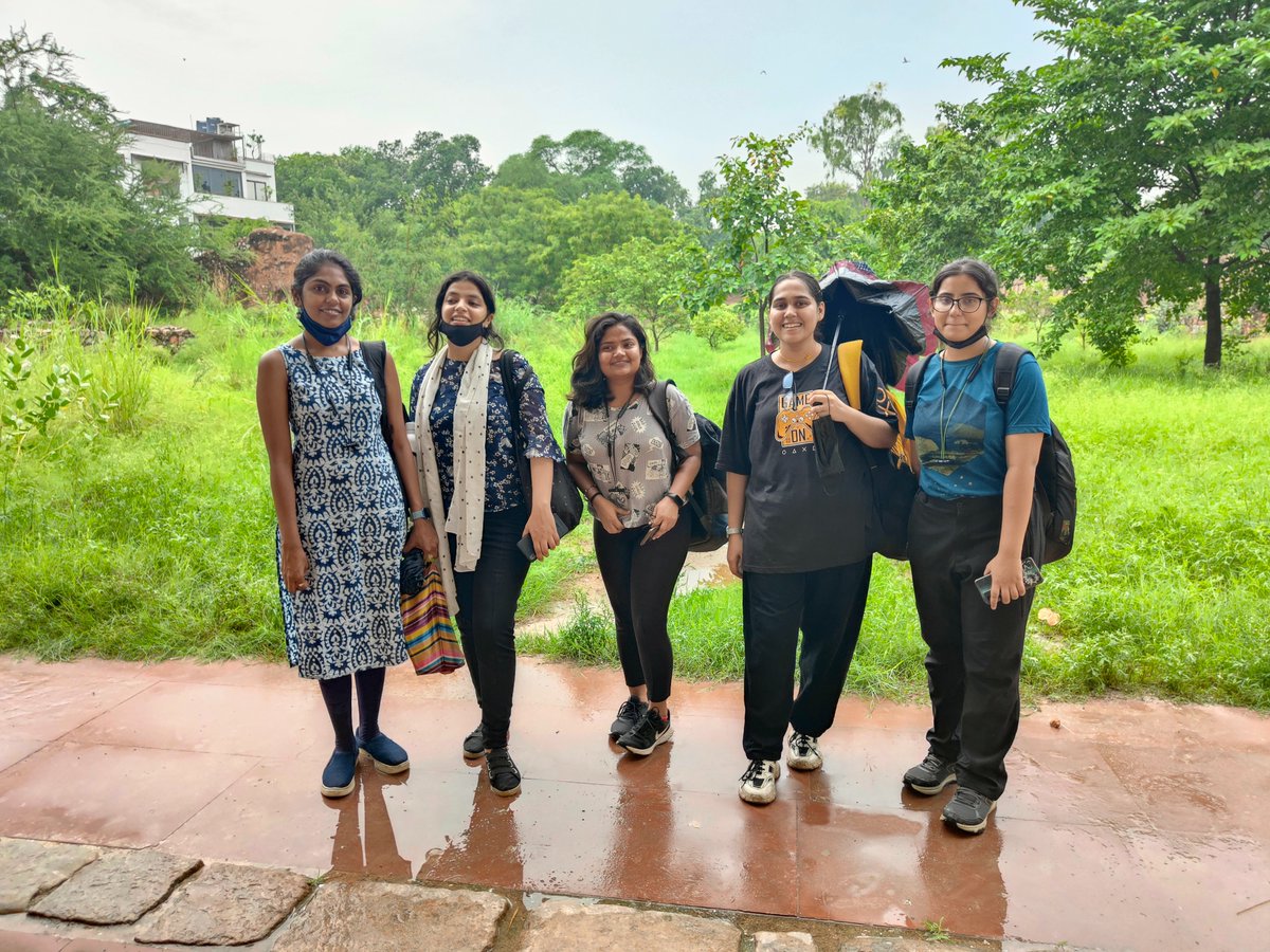 Manjushabharti8's tweet photo. #AmritSarovar #AmritMahotsav #JalSanraction #igdtuw 
#jaldharoharsanrakshan 
#AMRITSAROVARJALDHAROHAR #IndiraGandhiDelhiTechnicalUniversityforWomen #MissionAmritSarovar

site visit #shamshitalab
site survey at #shamshitalab https://t.co/olyoiHLxqv