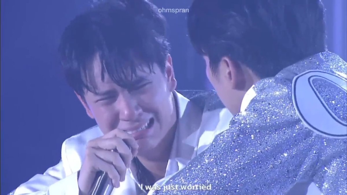 jayesocool's tweet photo. i'm so unwell. #OhmNanon1stFM https://t.co/539Ecmc8Bo