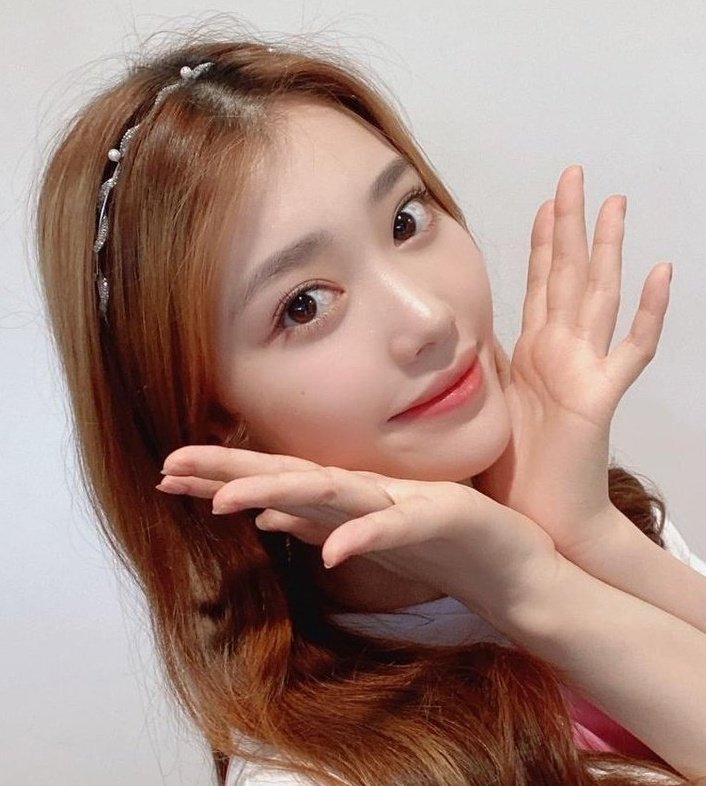 shine_sxt's tweet image. and if i cry? 🥹