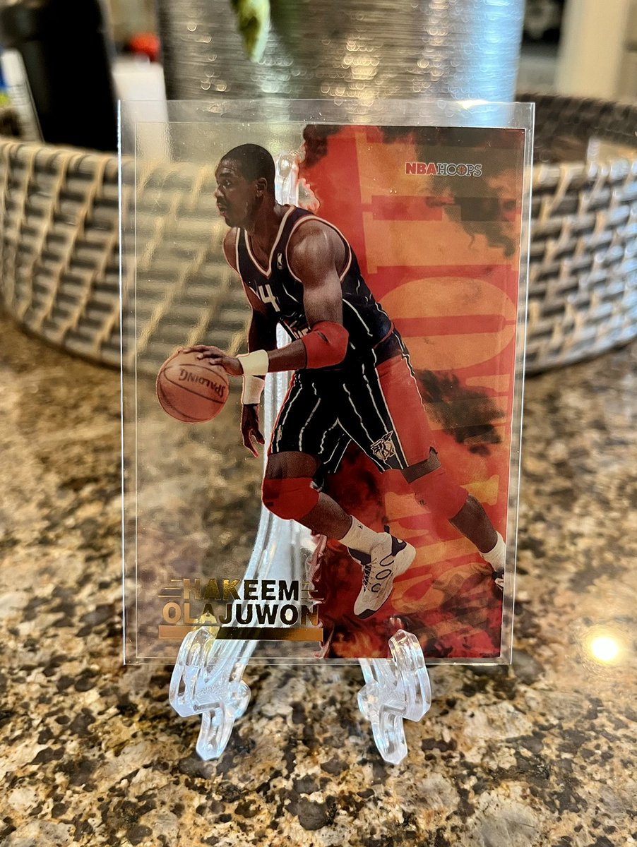AkeemsDream94's tweet photo. Today’s entry in my Dream #asingleperday.
Like, share or comment and thanks for stopping by!
1996-97 Hoops Hot List #14
1:48 packs, Series 2 hobby exclusive, this 20-card set features a flamed front on clear plastic stock. https://t.co/X1Q5nQpwRE