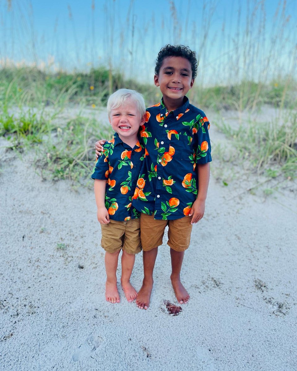JannaMagette's tweet photo. Bye bye beach. Thank you for the memories and matching outfits! Turns out Iβm that mom. #beingbutler #gofollowlead πΆπΌπΆπ½π https://t.co/ROSOuhWXVR