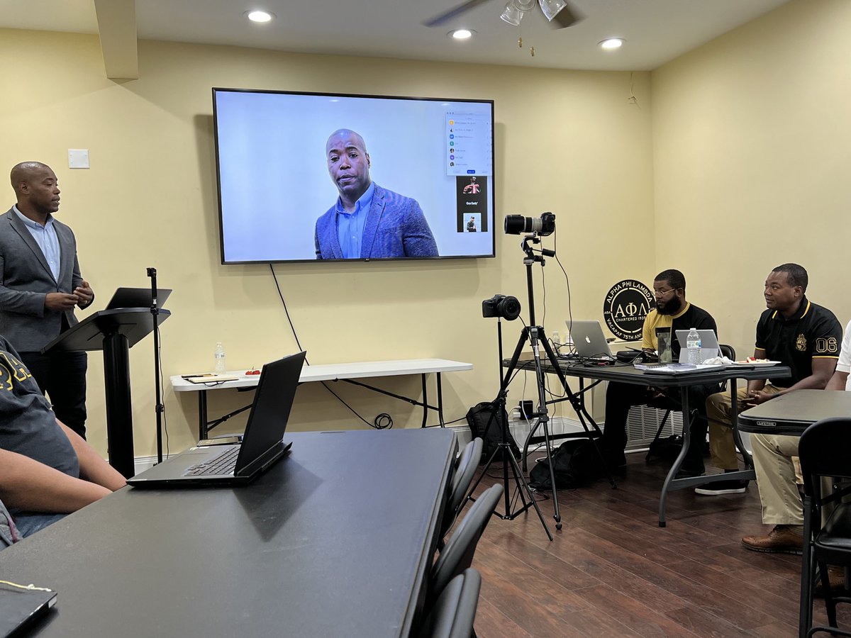 ⁦Congratulations Councilman ⁦@AaronRouseVaBch⁩ needs our support as he runs for Virginia Senate. He shared remarks before our ⁦<a href="/NorfolkAlphas/">Alpha Phi Lambda Chapter</a>⁩ planning retreat.