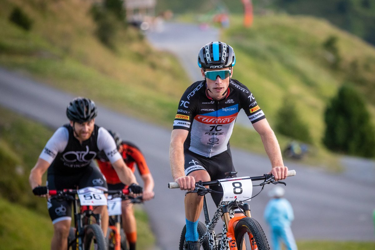 La #Wilier 7C Force centra un piazzamento nella #top10 nella gara marathon dell'#Alpenhaus Trophy, in Austria. Buona la prova del norvegese, che ha mostrato importanti segnali di crescita.
Leggi la news: bit.ly/3bE6hjW