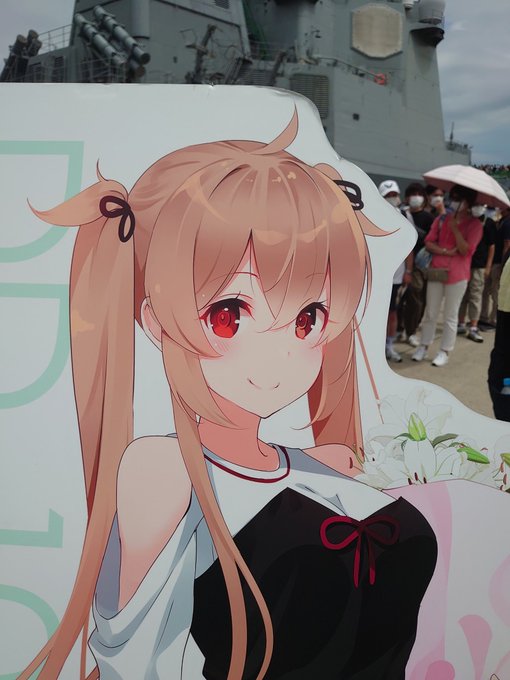 今日のサマフェスでも出動した村雨嬢
先程も話したようにオッドアイの改二ベースに髪型は改のツインテールという、ゲームにも登場してない姿で、まさに護衛艦むらさめとフリートウィークのために描かれた一枚なんですよね、マジで 