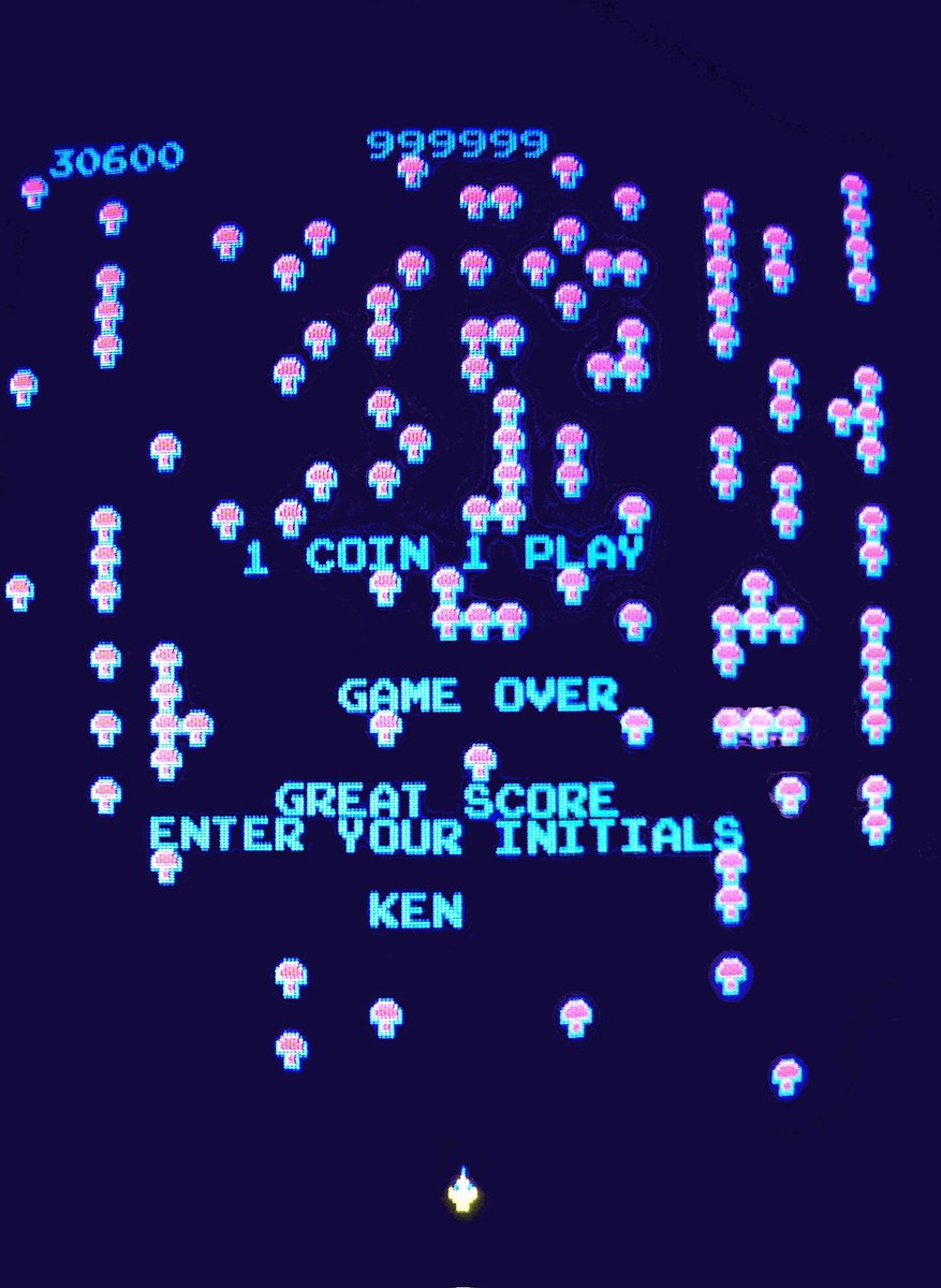 free_kwe's tweet photo. Got to play with a few old friends last night. Was lots of fun, and the score was less important than it was before. Funny how that changes, with time. https://t.co/P1Mab3GKtx