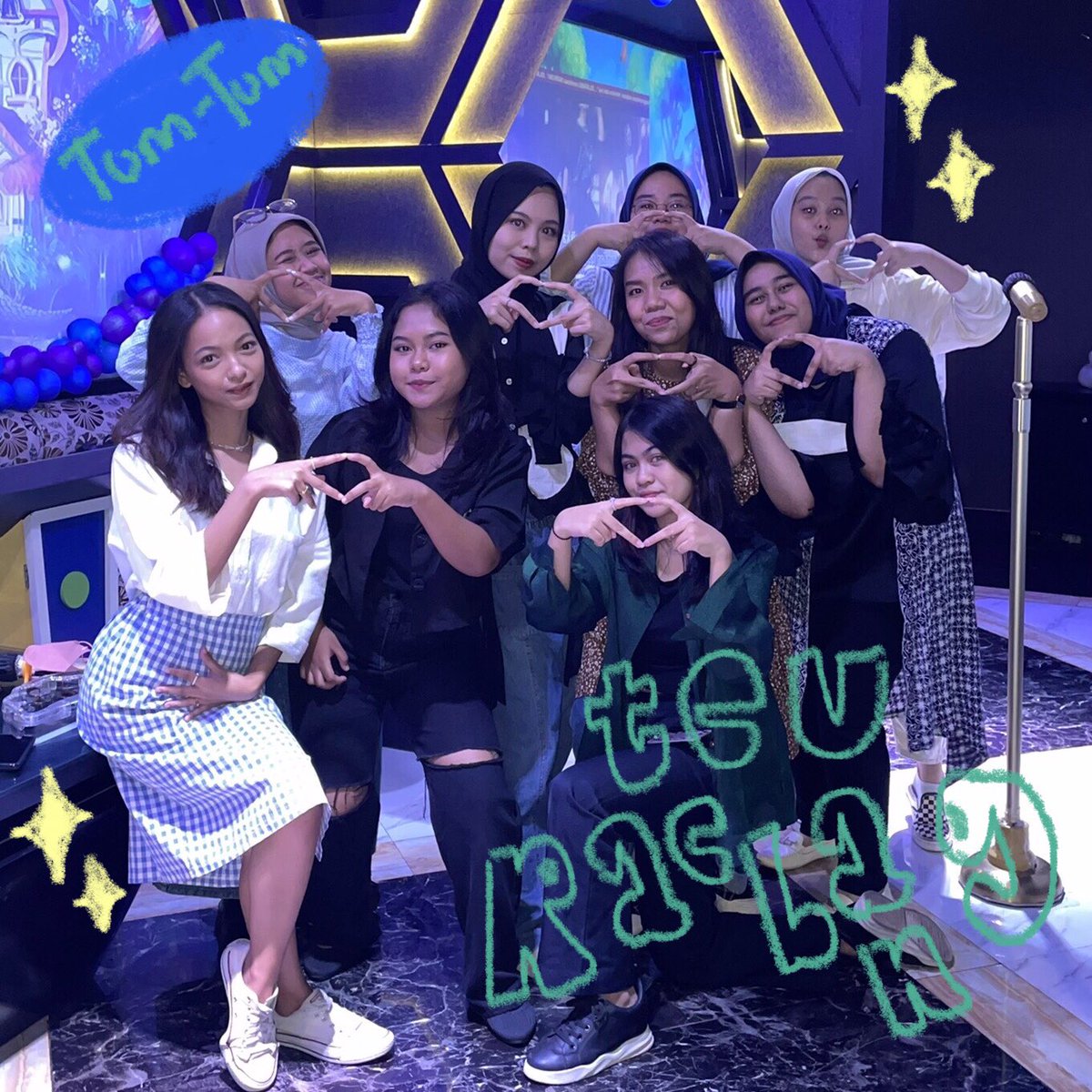 31abeille's tweet photo. 🧤💎🧃—— TEU-RAEBANG (pt 1) 

dalam rangka ANNIV TREASURE 💙🥳✨ hihi makasih tum tum janji gak bark bark bark lg pas jikjin? 🤧☝🏻 @wooaffle @stargalzing @daisy4ruto @artenanzy @ddududam @wilgraph @subienc @hyewoopie https://t.co/VyoqAnnFwo