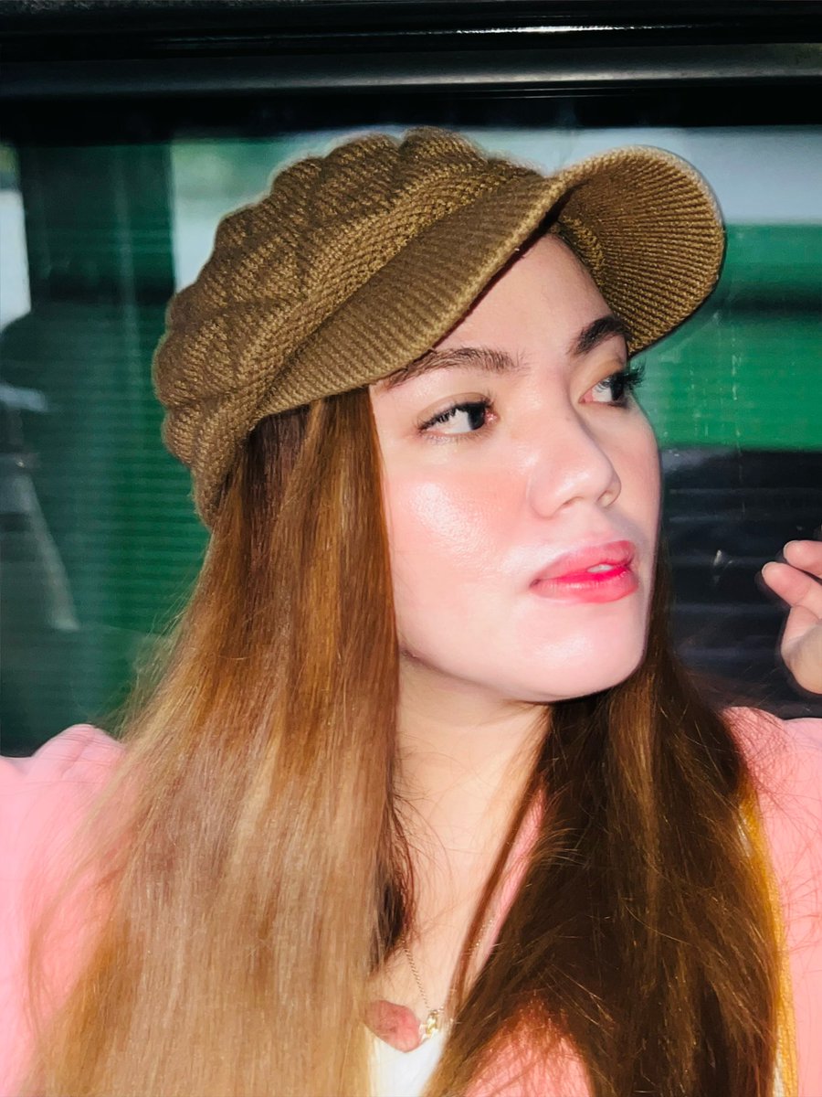 Annetot2013's tweet photo. To maam @annamagkawas  thank you so much maam super ganda ng serum foundation nyo 😍..  NA BUDOL NA AQ SA JUICE AND COFFEEE NI @alexailacad  now ung foundation naman😂 https://t.co/vLYHDiDKow